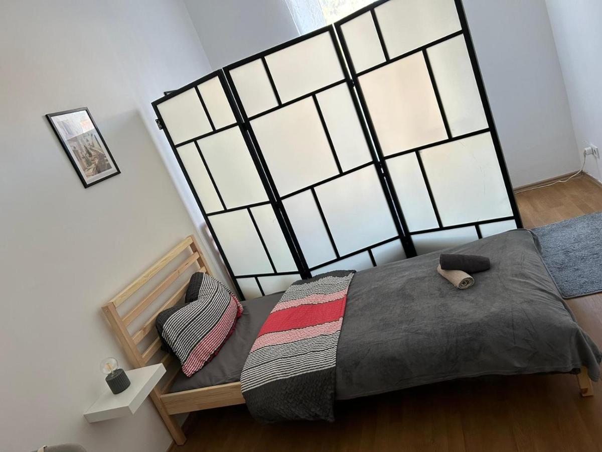 Studio-Apartment In Zentraler Lage Graz Luaran gambar